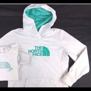 North Face Hoodie ☃️